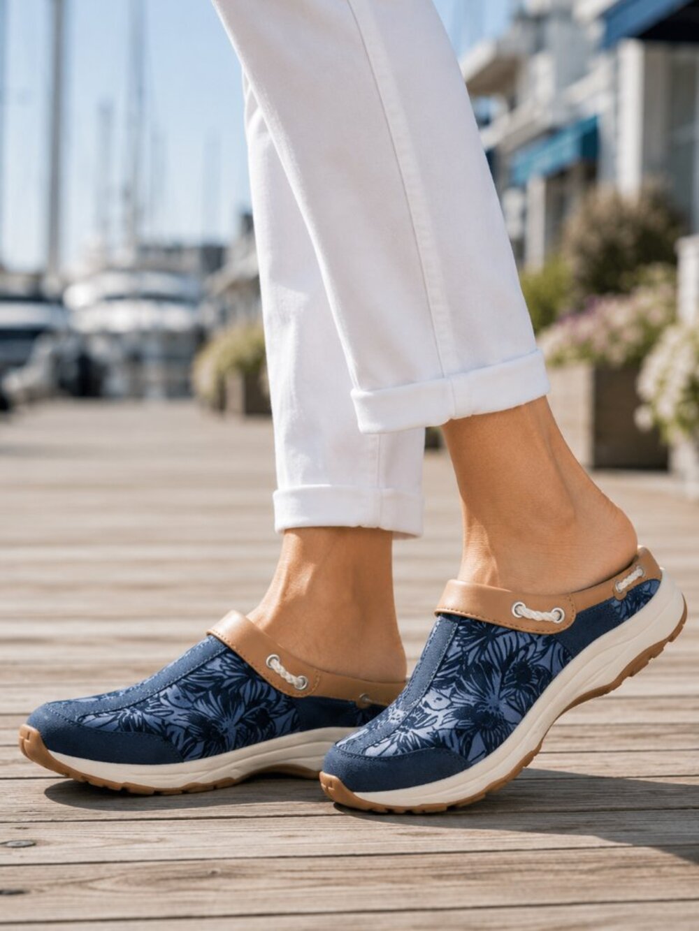 Easy Spirit Navy Floral Slip-On Walking Clogs Women’s 7.5 M qt